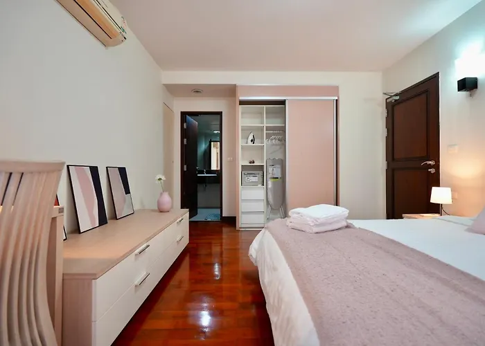Апартаменты Baan Sukhumvit14