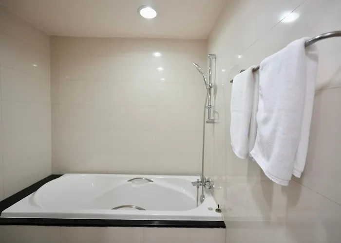 Baan Sukhumvit14 *