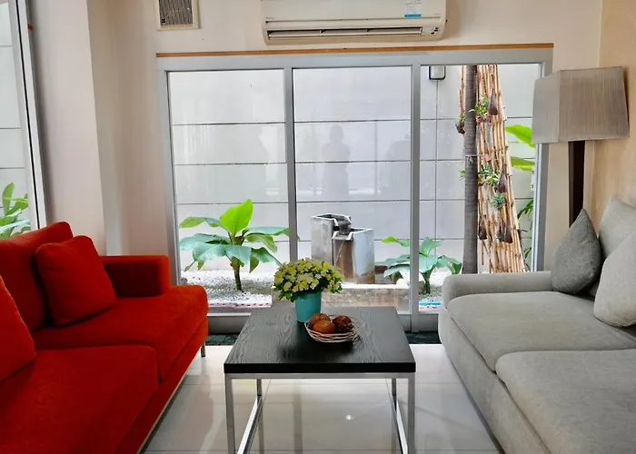 Апартаменты Baan Sukhumvit14 Бангкок